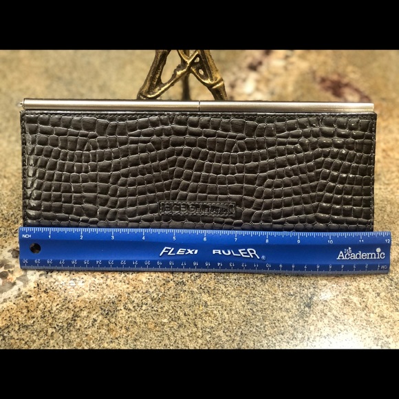 BCBGeneration Clutch - Picture 4 of 4